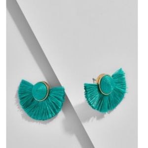 Tango stud earrings